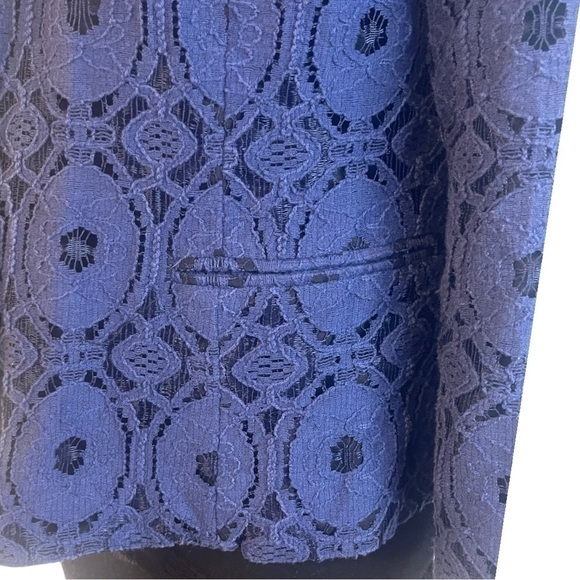 CHICO'S Blue and Black Lace Open Front Lightweight Jacket/Blazer - Picture 7 of 11
